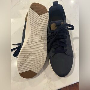 Navy Madden NYC casual men’s shoes. Never worn, bought the wrong size.